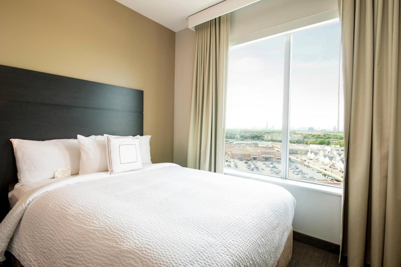 1 Bedroom Suite, 1 King, Sofa bed, City view,1389694511:JPEG
